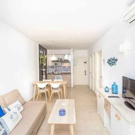 Precioso Apartamento Frente Al Mar Con Piscina Apartamento *