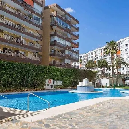 Apartamento Precioso Apartamento Frente Al Mar Con Piscina Fuengirola